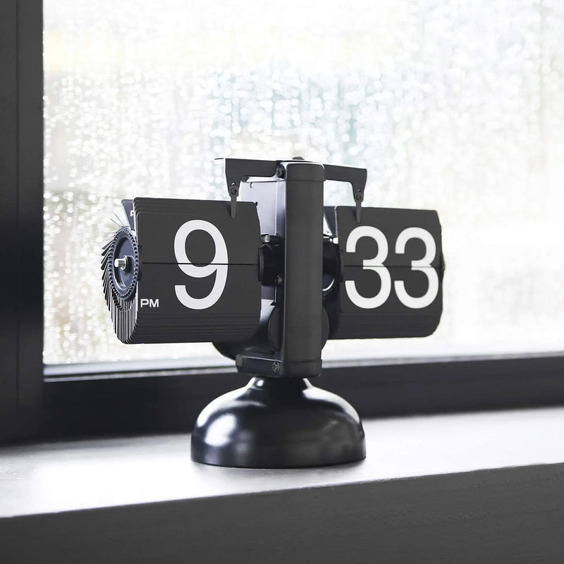 Stylish Retro Flip Clock 